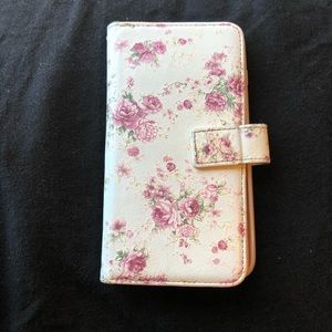iPhone 7 Plus/ 8 plus wallet case 🌹